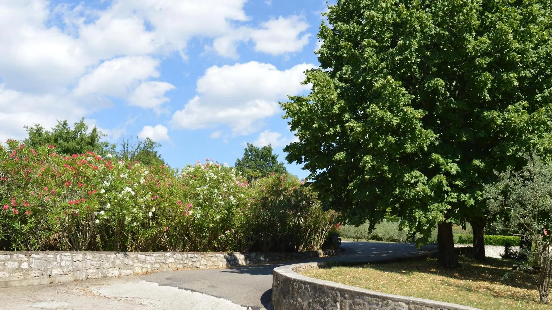 Le Moulin Villa Vallon-Pont-d'Arc