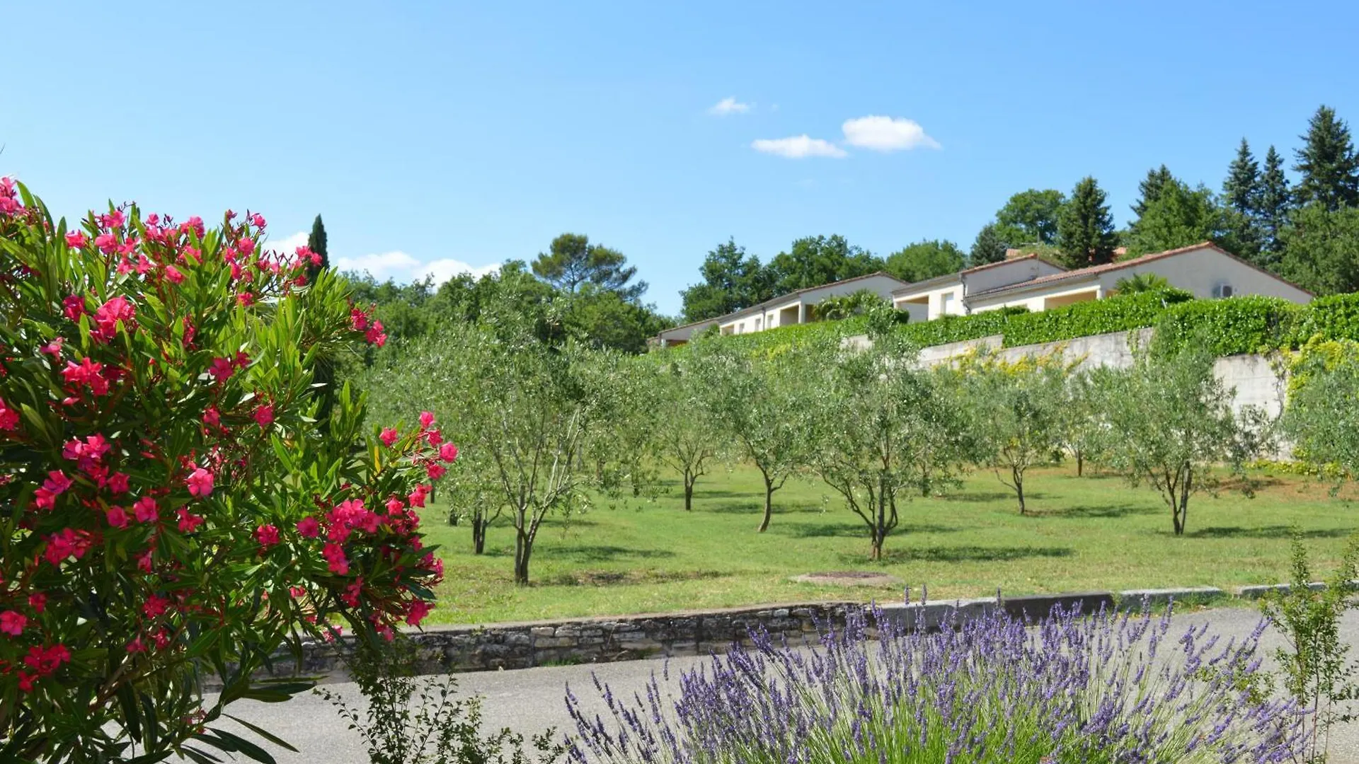 Le Moulin Villa Vallon-Pont-d'Arc 0*,